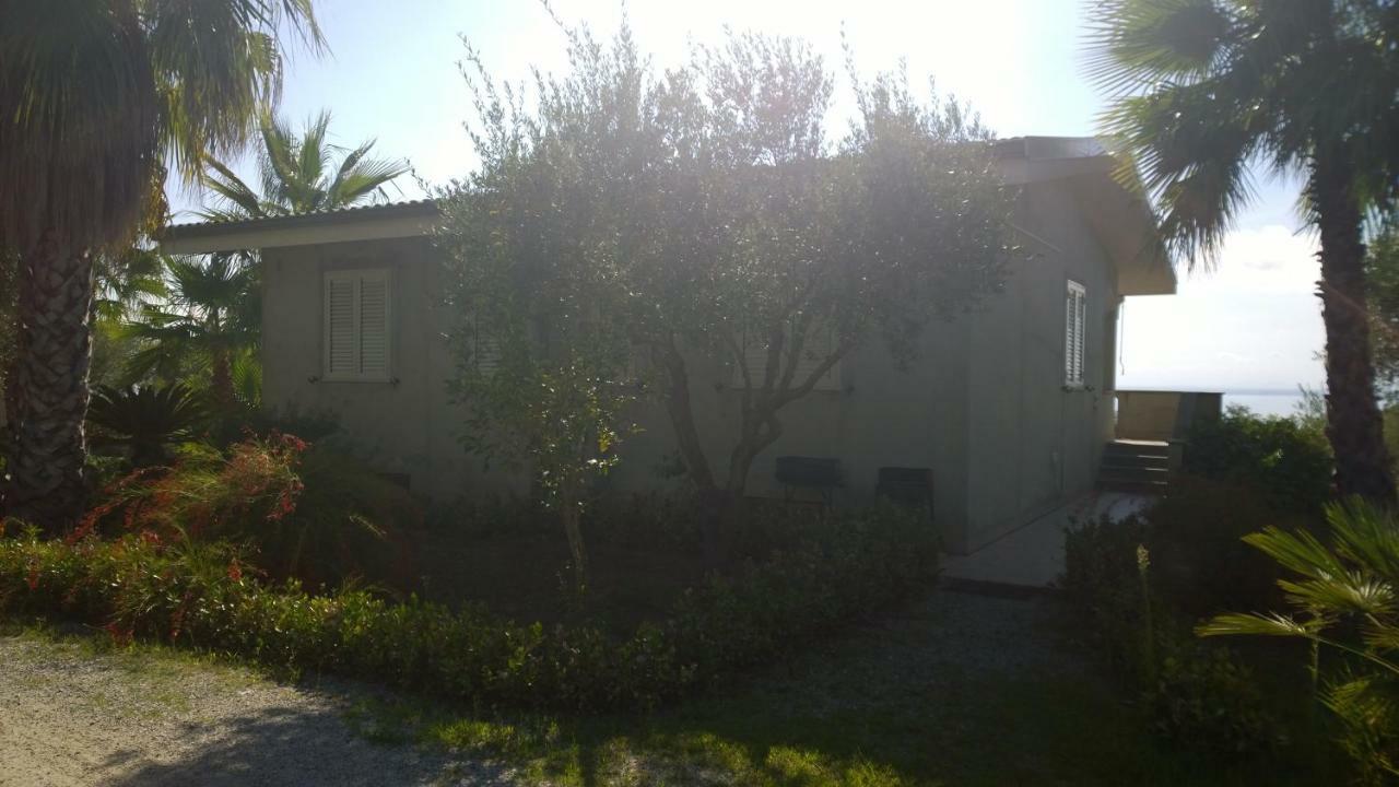 La Scogliera Del Capo Villa Santa Maria  Exterior photo