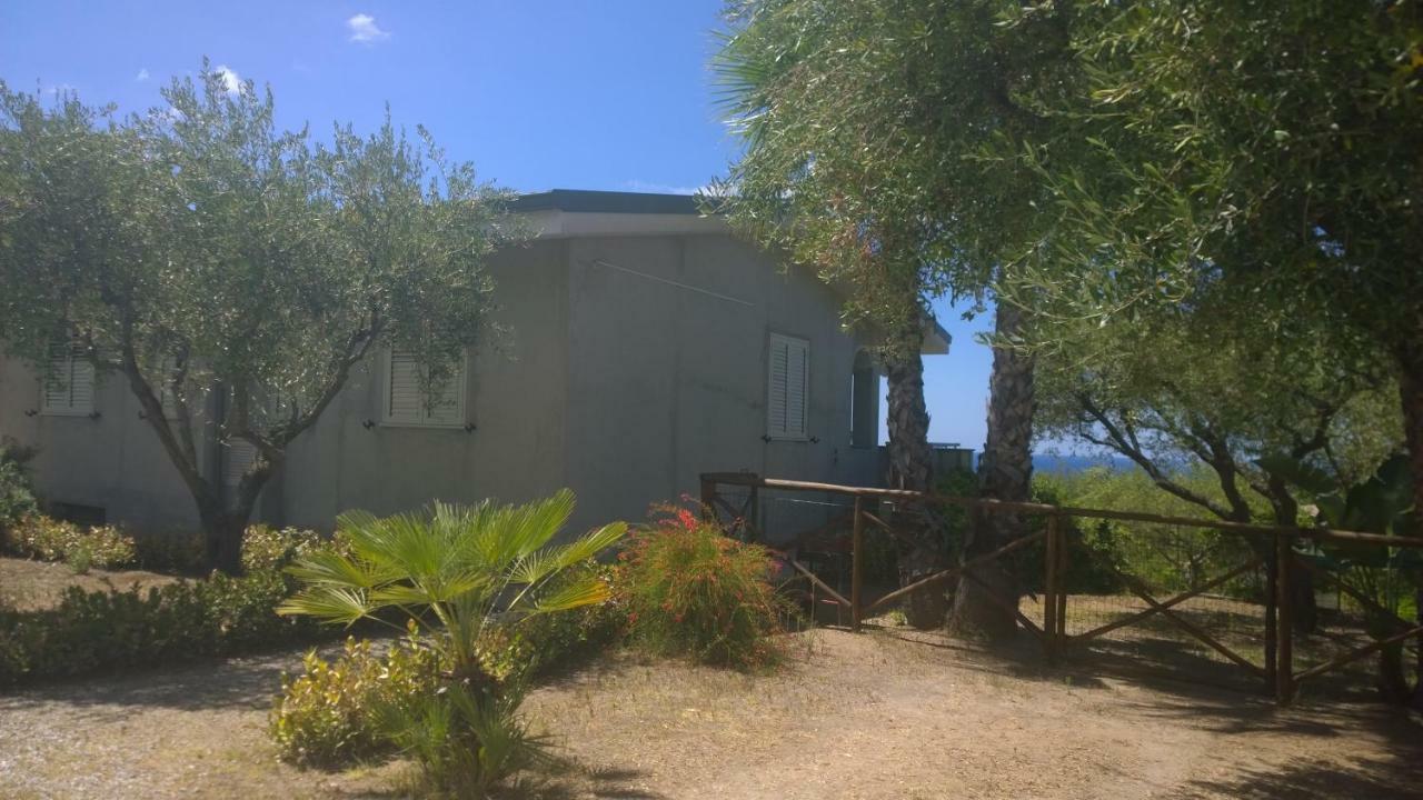 La Scogliera Del Capo Villa Santa Maria  Exterior photo